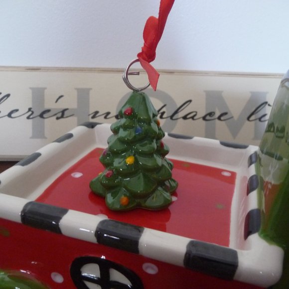 Temp-tations 5 Piece Train & Place Card Ornaments Set - Picture 4 of 6